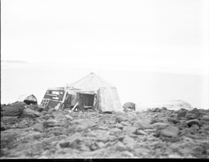 Image of Baldwin Ziegler Expedition house, Cape Philip Brooks, Shannon Is.